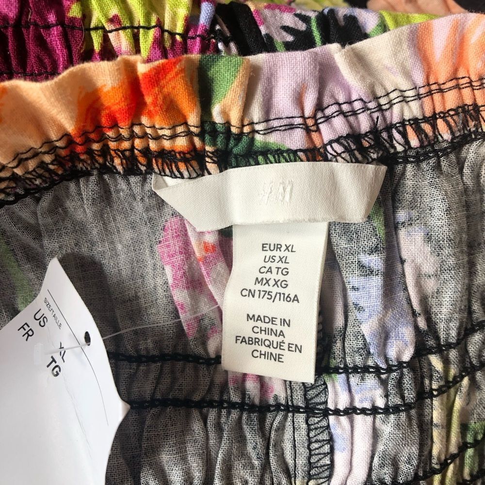 H&M SMOCKED OFF-THE-SHOULDER DRESS - Picture 10 of 10
